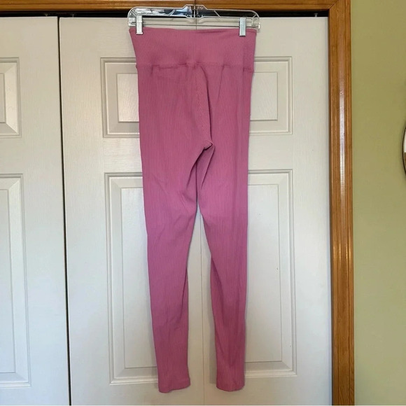 YEAR OF OURS Ribbed High Waisted Leggings - Picture 4 of 7